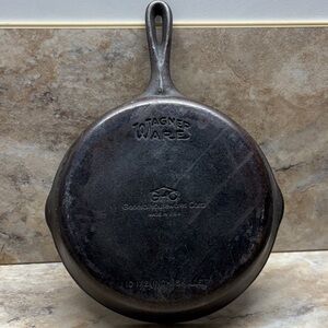 WAGNER WARE GHC General Housewares Corp 10 1/2 Inch Cast Iron Skillet USA No. 8